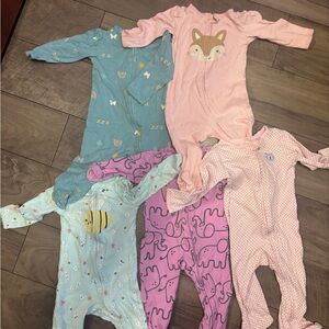 9 month BUNDLE Carters brand baby girl long sleeve zipper onesies footsies